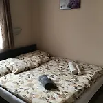 Dravecz Apartment *